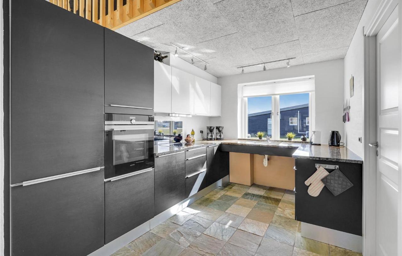Nice Home In Tarm With Kitchen المظهر الخارجي الصورة